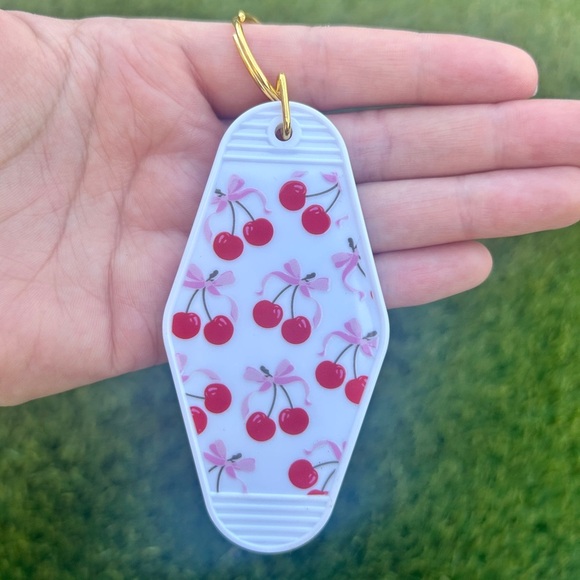 Handmade Pink Motel Keychain – Choose Your Style (Gingham, Smiley, Bows & More) - Picture 4 of 15